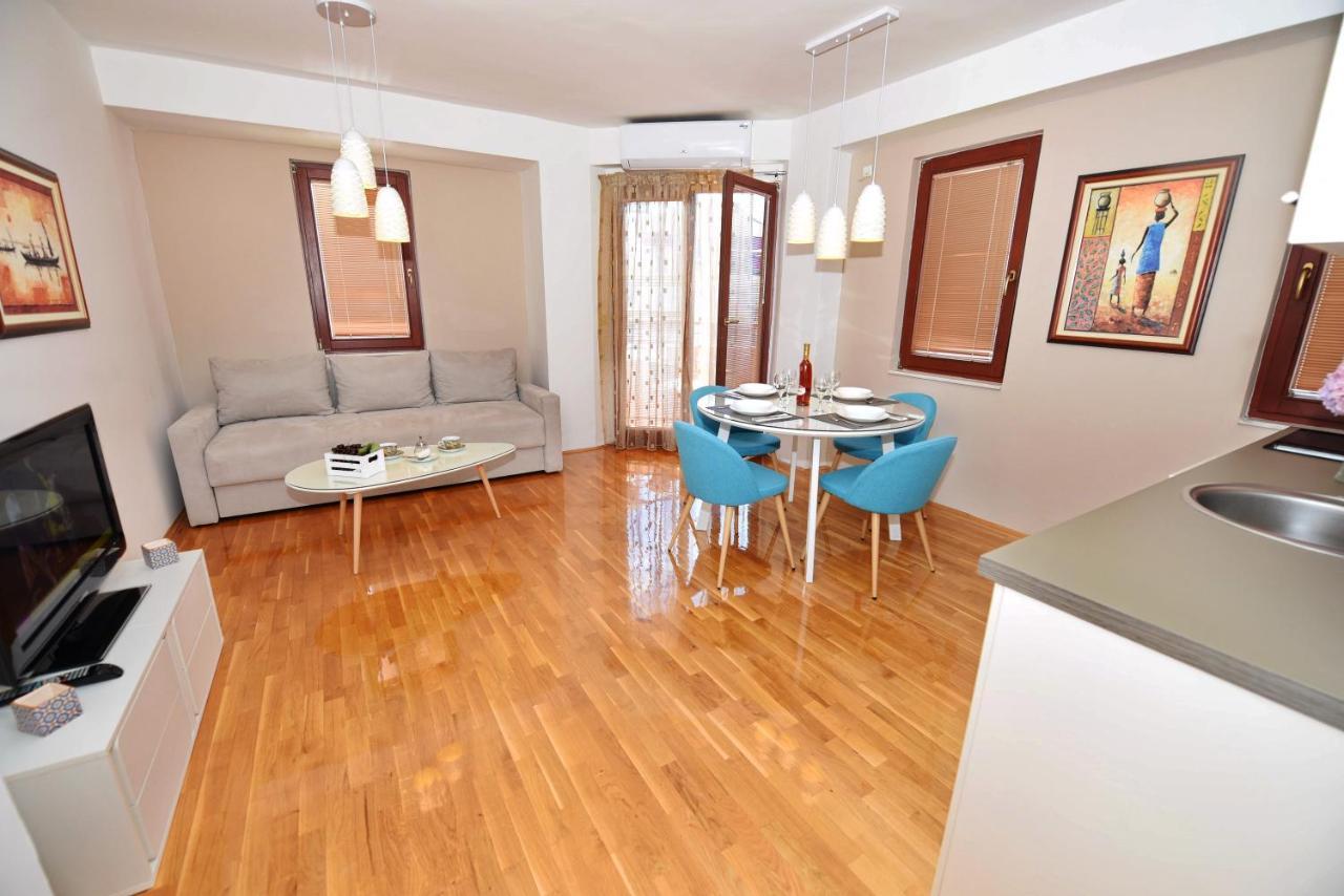 Si Apartments Ohrid With Free Parking 外观 照片