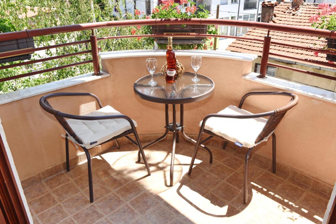 Si Apartments Ohrid With Free Parking 外观 照片