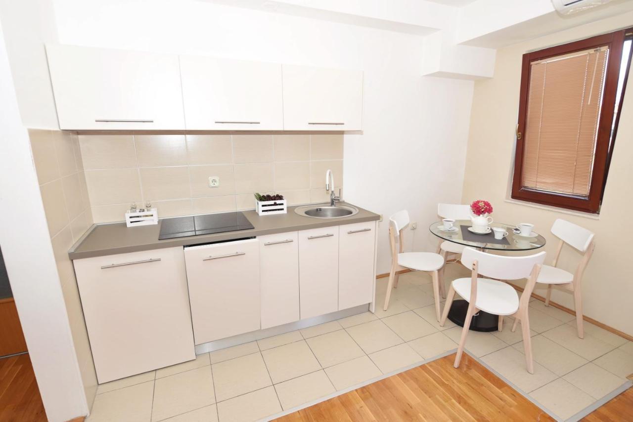 Si Apartments Ohrid With Free Parking 外观 照片